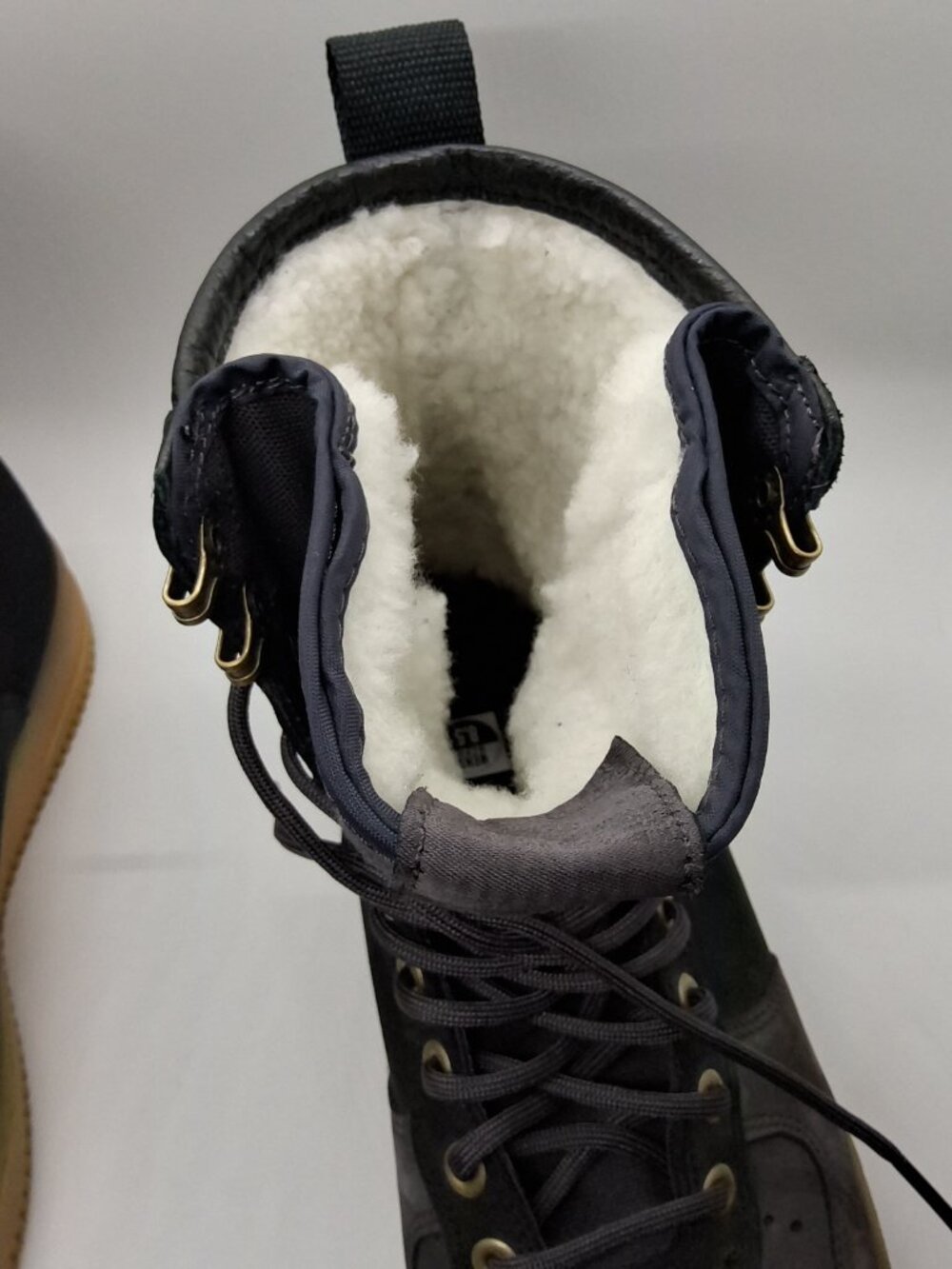 AF1 Nike SF Trainers Sneakers High Air Force Sherpa Size 8.5 Never Worn. No Box - Picture 11 of 16